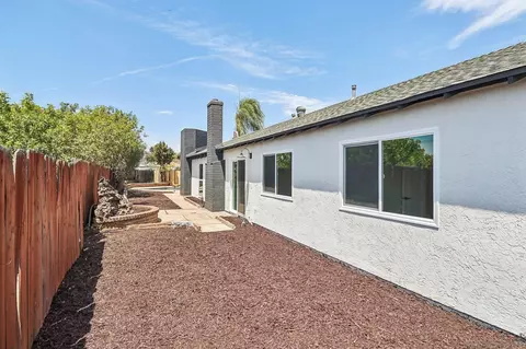 Exterior - 767 Jonathon Pl, Escondido, CA 92027 photo 2 of 3