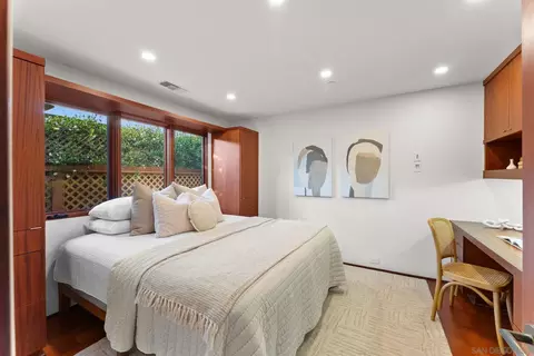 Bedroom - 1440-42 Neptune Ave, Encinitas, CA 92024 photo 2 of 3