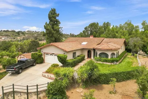 30136 Rolling Hls, Valley Center, CA 92082