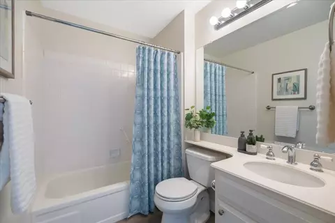 Bath - 245 Fairlee, Encinitas, CA 92024 photo 1 of 2