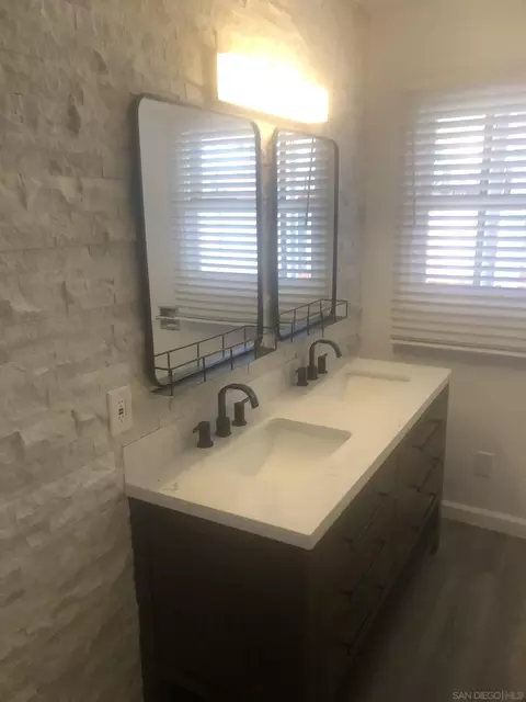 Bath - 9120 Birch, Spring Valley, CA 91977 photo 1 of 4