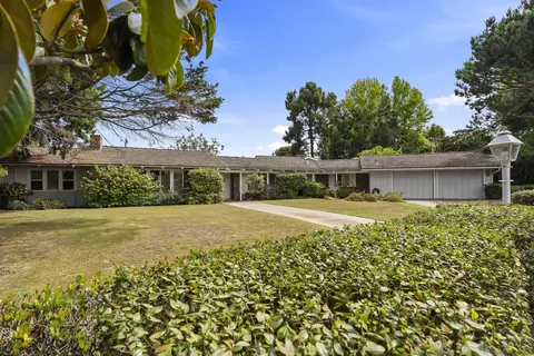 1865 El Camino Del Teatro, La Jolla, CA 92037