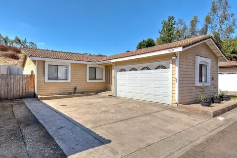 13335 Sneezy Ct, El Cajon, CA 92021