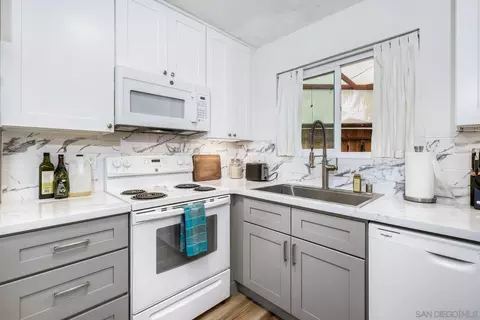 Kitchen - 10029 Santana Ranch Ln, Santee, CA 92071 photo 3 of 3