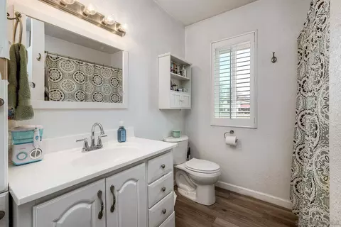 Bath - 10029 Santana Ranch Ln, Santee, CA 92071 photo 2 of 3