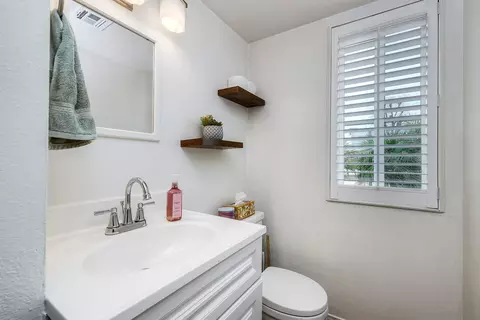 Bath - 10029 Santana Ranch Ln, Santee, CA 92071 photo 1 of 3