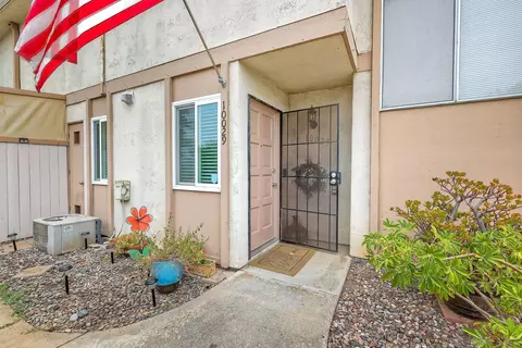 Exterior - 10029 Santana Ranch Ln, Santee, CA 92071 photo 7 of 9
