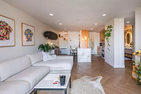 727 Sapphire St #312, San Diego, CA 92109