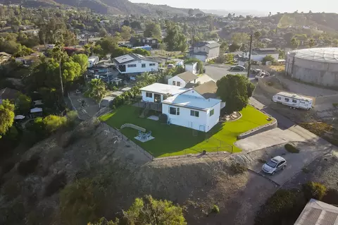 View/Area - 9465 Emerald Grove Ave, Lakeside, CA 92040 photo 4 of 4