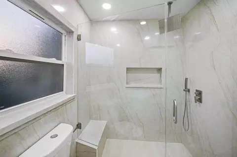 Bath - 9465 Emerald Grove Ave, Lakeside, CA 92040 photo 4 of 4