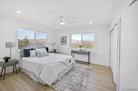 Bedroom - 9465 Emerald Grove Ave, Lakeside, CA 92040 photo 5 of 7