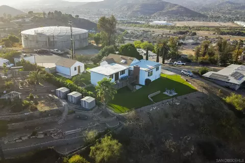 View/Area - 9465 Emerald Grove Ave, Lakeside, CA 92040 photo 3 of 4