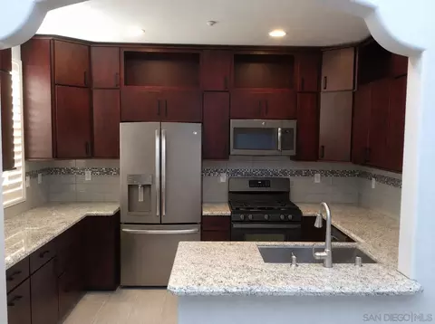 3683 Jetty Pt, Carlsbad, CA 92010 photo 2