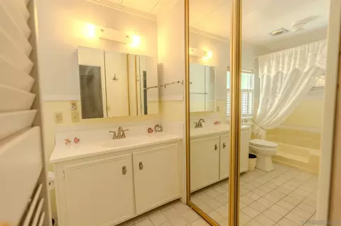 Bath - 6 Oriole Ln, Oceanside, CA 92057 photo 5 of 6
