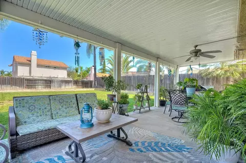 Exterior - 39813 Creative Dr, Temecula, CA 92591 photo 5 of 12
