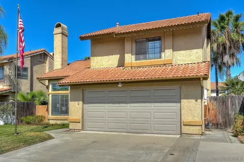 Exterior - 39813 Creative Dr, Temecula, CA 92591 photo 3 of 12