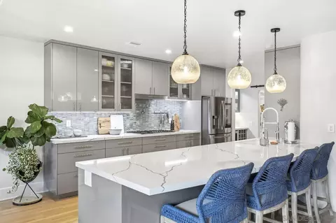 Kitchen - 531 J Ave, Coronado, CA 92118 photo 5 of 6