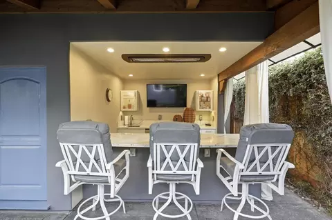 Exterior - 531 J Ave, Coronado, CA 92118 photo 8 of 12