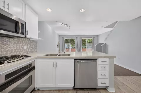 1501 India St #304, San Diego, CA 92101