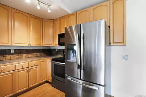 Kitchen - 2425 Cranston Dr #34, Escondido, CA 92025 photo 2 of 5