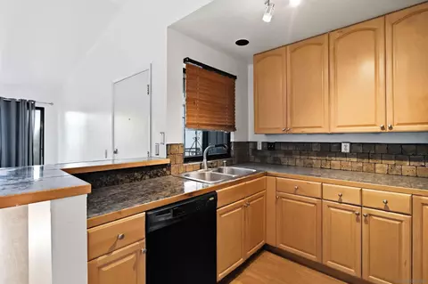 Kitchen - 2425 Cranston Dr #34, Escondido, CA 92025 photo 3 of 5