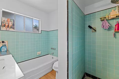 Bath - 13320 Mapleview St, Lakeside, CA 92040 photo 1 of 3