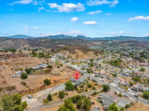 View/Area - 13320 Mapleview St, Lakeside, CA 92040 photo 7 of 11