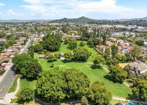 View/Area - 5353 Aztec Dr #12, La Mesa, CA 91942 photo 6 of 9