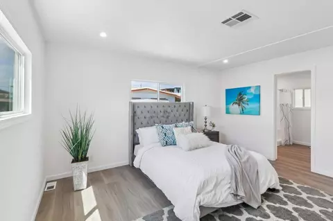 Bedroom - 243 Havenview Ln, Oceanside, CA 92056 photo 2 of 4