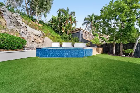 Exterior - 5435 Parkview Dr, La Jolla, CA 92037 photo 6 of 6