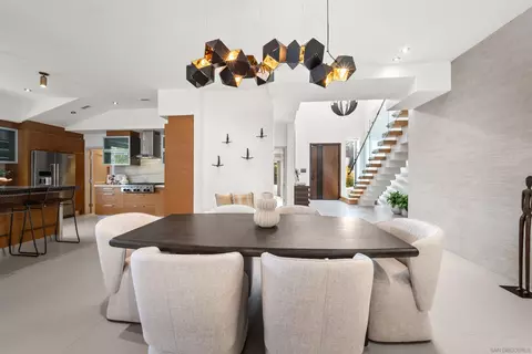 Dining - 5435 Parkview Dr, La Jolla, CA 92037 photo 1 of 4
