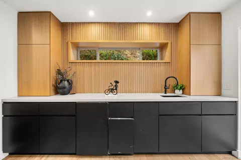 Kitchen - 5435 Parkview Dr, La Jolla, CA 92037 photo 7 of 7