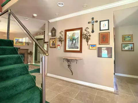 Entry Way - 1090 Ellen Ln, El Cajon, CA 92019 photo 1 of 2