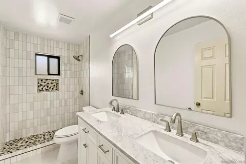 Bath - 4504 Corte Dulce, Oceanside, CA 92056 photo 2 of 4