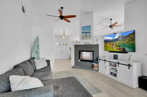 Living - 5521 Daybreak Ct, Oceanside, CA 92057 photo 5 of 6