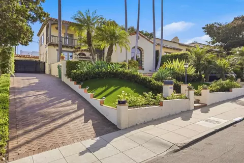 3111 Dumas, San Diego, CA 92106