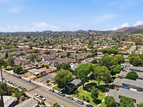 View/Area - 2504 Wanek Rd #D, Escondido, CA 92027 photo 3 of 7
