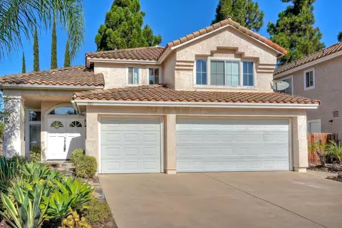 Exterior - 801 Mosaic Cir, Oceanside, CA 92057 photo 11 of 13