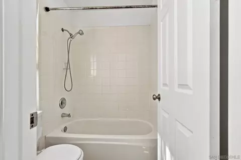 Bath - 801 Mosaic Cir, Oceanside, CA 92057 photo 6 of 8
