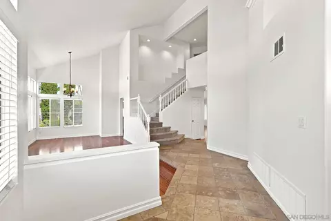 Entry Way - 801 Mosaic Cir, Oceanside, CA 92057 photo 1 of 2
