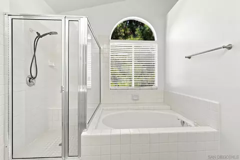 Bath - 801 Mosaic Cir, Oceanside, CA 92057 photo 1 of 8