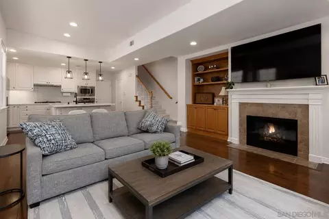 2955 Farragut, San Diego, CA 92106