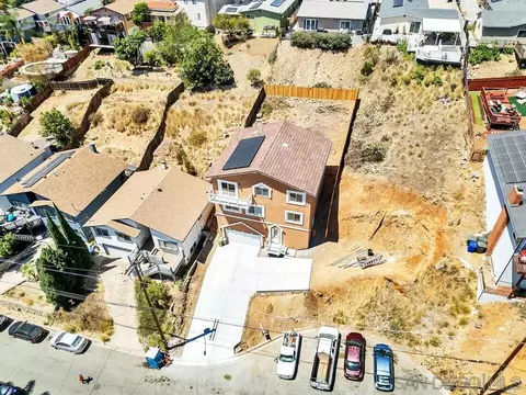 View/Area - 1302 La Presa, Spring Valley, CA 91977 photo 3 of 17