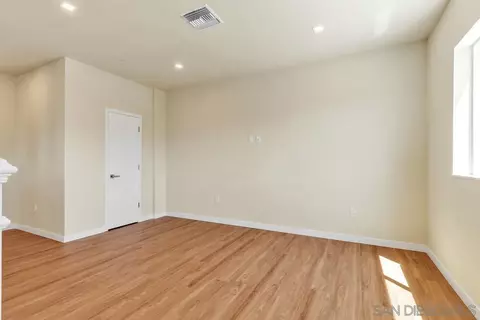 Living - 1302 La Presa, Spring Valley, CA 91977 photo 6 of 7