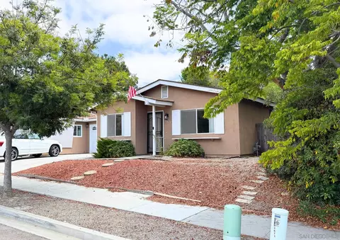 Exterior - 3671 Campus Dr, Oceanside, CA 92056 photo 13 of 15