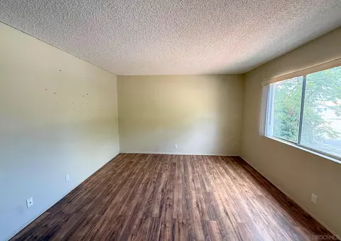 Living - 3671 Campus Dr, Oceanside, CA 92056 photo 5 of 6