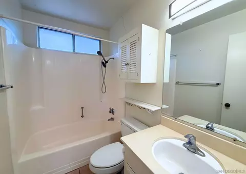 Bath - 3671 Campus Dr, Oceanside, CA 92056 photo 2 of 2