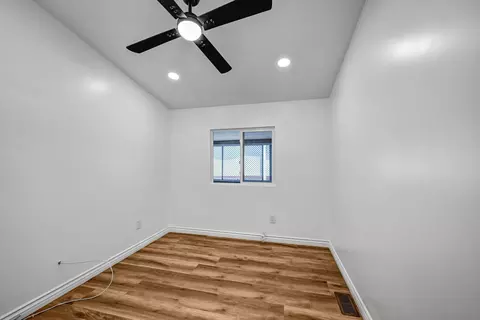 Bedroom - 11949 Riverside Dr #158, Lakeside, CA 92040 photo 1 of 6