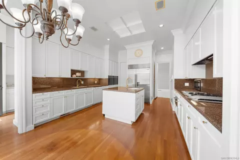 Kitchen - 2302 Rue Adriane, La Jolla, CA 92037 photo 1 of 4