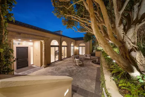 Exterior - 2302 Rue Adriane, La Jolla, CA 92037 photo 9 of 13